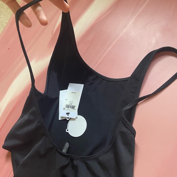 guess x j balvin - Picture 4 of 6